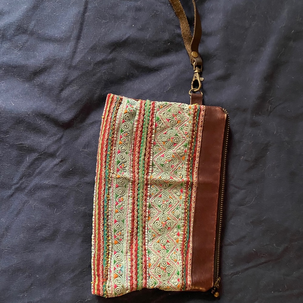 Jadetribe wristlet
